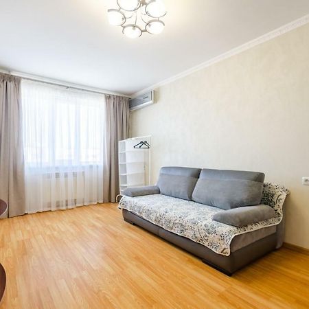Artal Apartment On Obolonskaya Square 3 Kyjev Exteriér fotografie